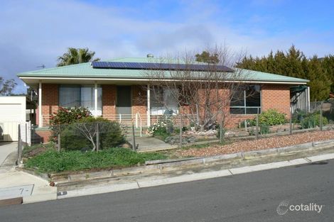 Property photo of 1 Pattison Drive Kangaroo Flat VIC 3555