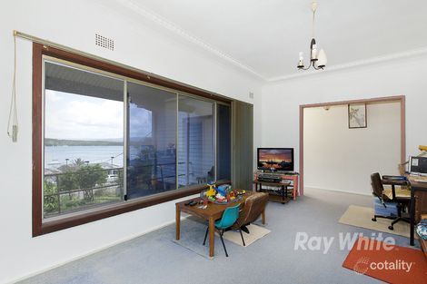 Property photo of 128 Coal Point Road Coal Point NSW 2283
