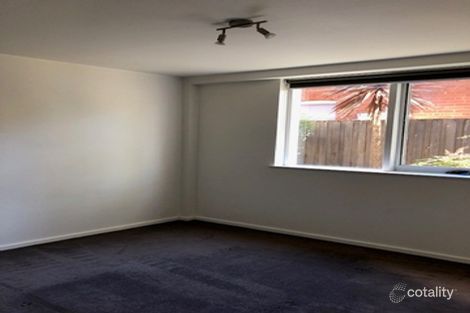 Property photo of 9/13 Hartpury Avenue Elwood VIC 3184