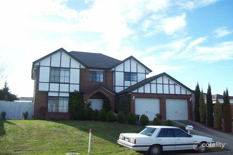 26 Sandalwood Dr, Narre Warren, VIC 3805