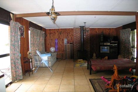 Property photo of 46 First Avenue Barellan Point QLD 4306