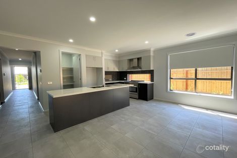 Property photo of 8 Dugan Street Thornhill Park VIC 3335