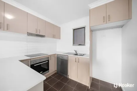 Property photo of 17/75 Elizabeth Jolley Crescent Franklin ACT 2913