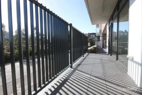 135/77 Hobsons Rd, Kensington, VIC 3031