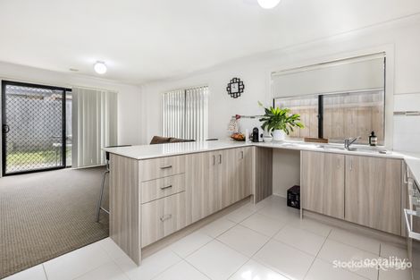 Property photo of 1/30 Warrenwood Place Langwarrin VIC 3910