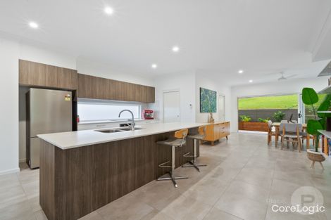 Property photo of 24 Naturesque Close Mitchelton QLD 4053