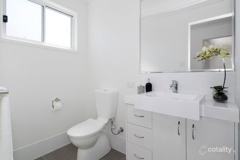 Property photo of 4/39 River Road Bundamba QLD 4304