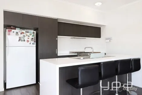 Property photo of 8 Valley Park Boulevard Westmeadows VIC 3049