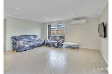 Property photo of 27 Andie Way Tarneit VIC 3029