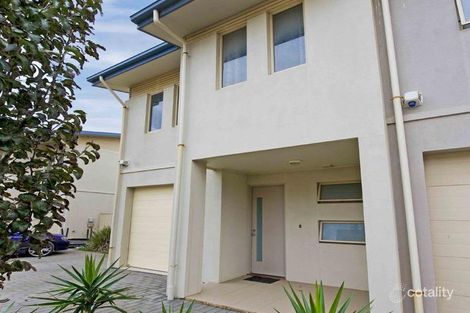 3/2 Aldinga Beach Rd, Aldinga Beach, SA 5173