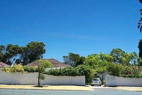 7 Sunnyside Rd, Floreat, WA 6014