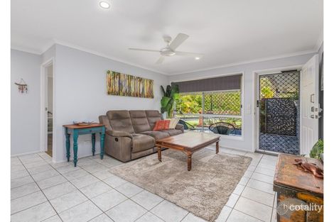 Property photo of 1/69 Usher Avenue Labrador QLD 4215