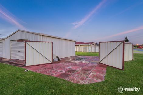 Property photo of 1 Sark Place Warnbro WA 6169