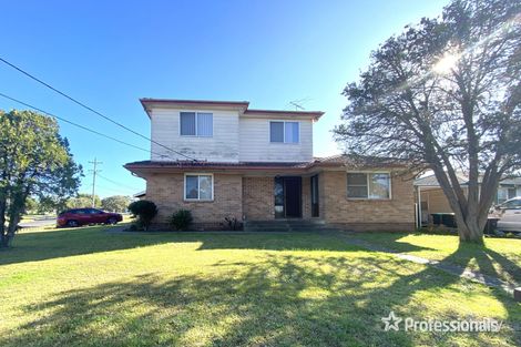 Property photo of 211 Graham Avenue Lurnea NSW 2170