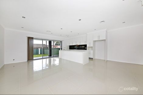 Property photo of 5 Eileen Street Picnic Point NSW 2213