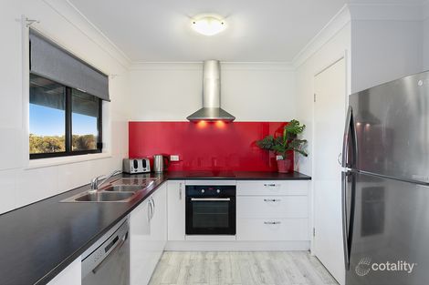 Property photo of 54 Yeramba Road Summerland Point NSW 2259
