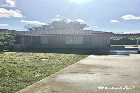 Property photo of 28 Asteroid Way Carlisle WA 6101