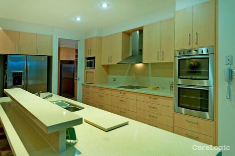 Property photo of 2327 Cressbrook Drive Hope Island QLD 4212