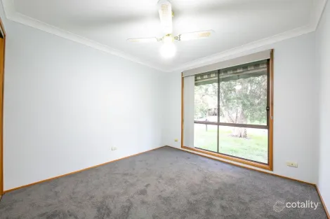 Property photo of 129 Colebee Crescent Hassall Grove NSW 2761