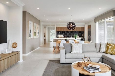 Property photo of 7 Woodburn Street Colebee NSW 2761