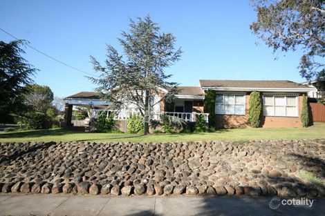 Property photo of 2 Mayfair Drive Newtown VIC 3220