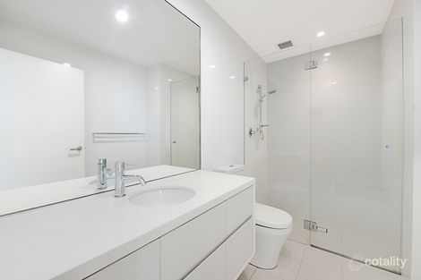 Property photo of 401/38 Peninsula Drive Breakfast Point NSW 2137