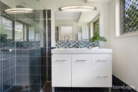 Property photo of 19 Bangalow Place Albany Creek QLD 4035