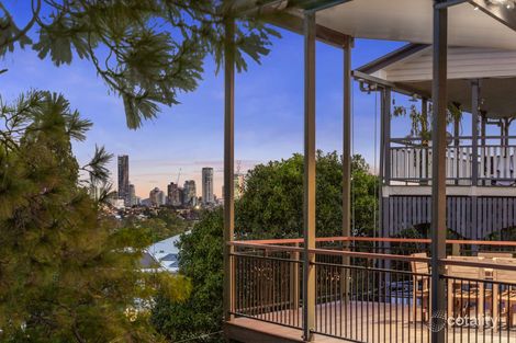 6 Watson St, Newmarket, QLD 4051