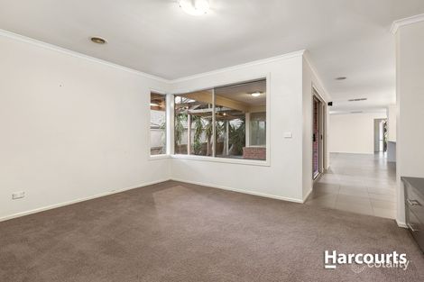 Property photo of 44 Hillgrove Crescent Berwick VIC 3806