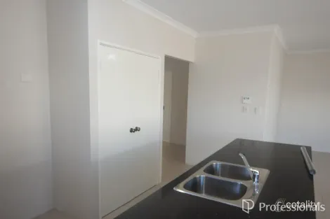 Property photo of 17 Summerhome Parade Yanchep WA 6035