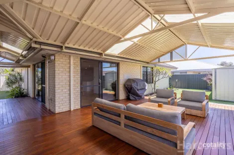 Property photo of 6 Bentham Turn Banksia Grove WA 6031