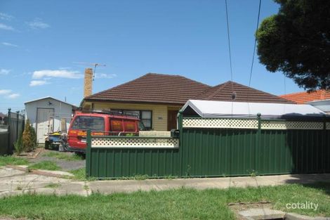 30 Simpson St, Sunshine North, VIC 3020