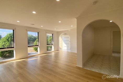 Property photo of 42 Concord Circuit Albanvale VIC 3021