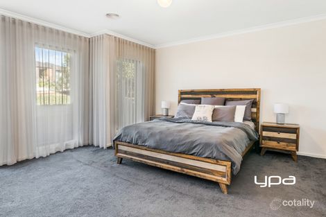 Property photo of 14 Retreat Crescent Sunbury VIC 3429