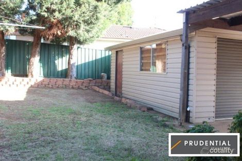Property photo of 12 Hamlet Crescent Rosemeadow NSW 2560