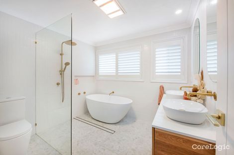 Property photo of 8 Waikiki Close Killarney Vale NSW 2261
