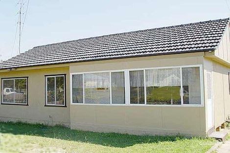 Property photo of 84 Barton Street Oak Flats NSW 2529