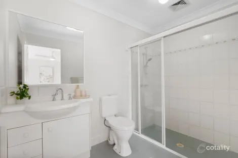 Property photo of 13 Jarrah Place Fitzgibbon QLD 4018