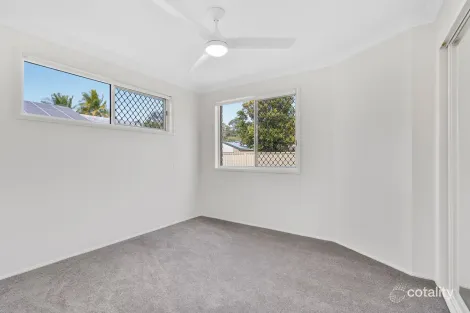 Property photo of 13 Jarrah Place Fitzgibbon QLD 4018