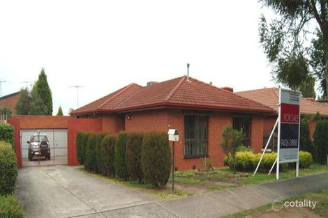 34 Thompson Cct, Mill Park, VIC 3082