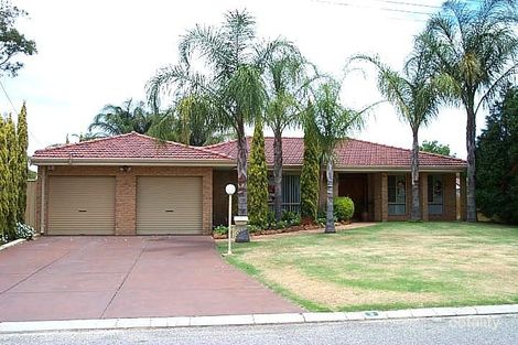 3 Devonshire St, Morley, WA 6062