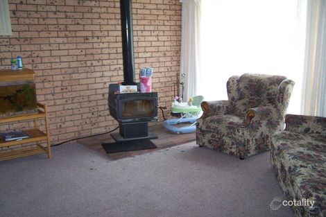 Property photo of 10 Apsley Street Wellington NSW 2820