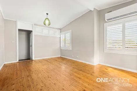 Property photo of 18 Fleetwood Crescent Warilla NSW 2528