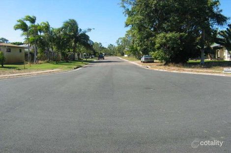 Property photo of 17 Oak Crescent Bowen QLD 4805