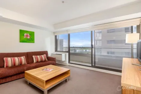 Property photo of 830/572 St Kilda Road Melbourne VIC 3004