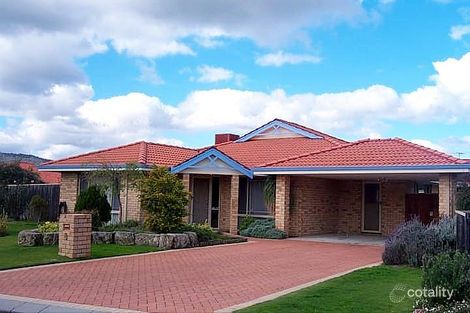 8 Redunca Cl, Helena Valley, WA 6056