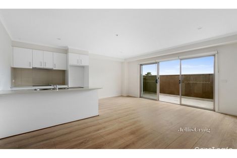 Property photo of 1/67A Haig Street Heidelberg Heights VIC 3081