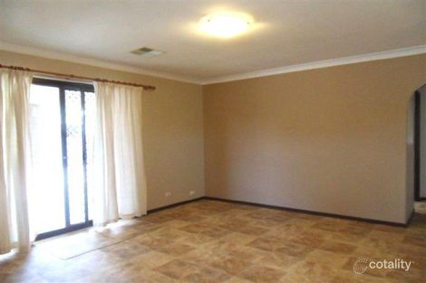 Property photo of 3 Dagenham Crescent Midvale WA 6056
