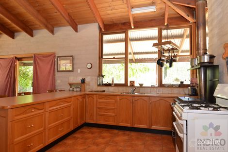Property photo of 368 McFeeters Road West Eldorado VIC 3746