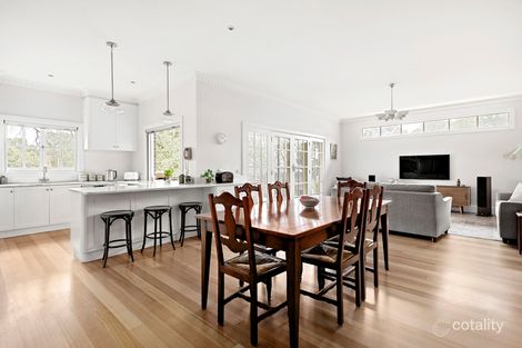 Property photo of 12 Mervyn Crescent Ivanhoe VIC 3079